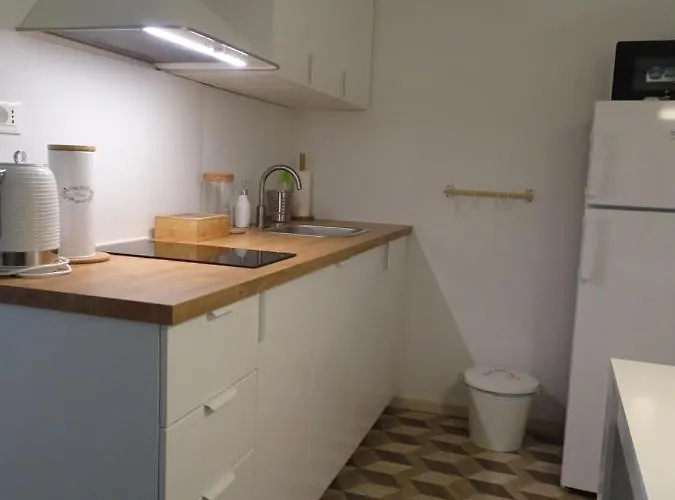 Apartma Nadja With Private Parking Любляна